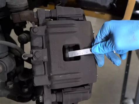 how to measure brake pad thickness with vernier caliper|brake pad depth gauge.